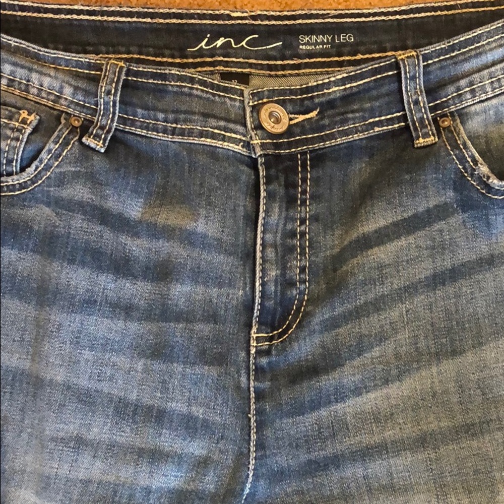 Jeans - Picture 3 of 5